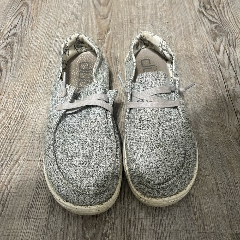 Women’s grey hey dudes